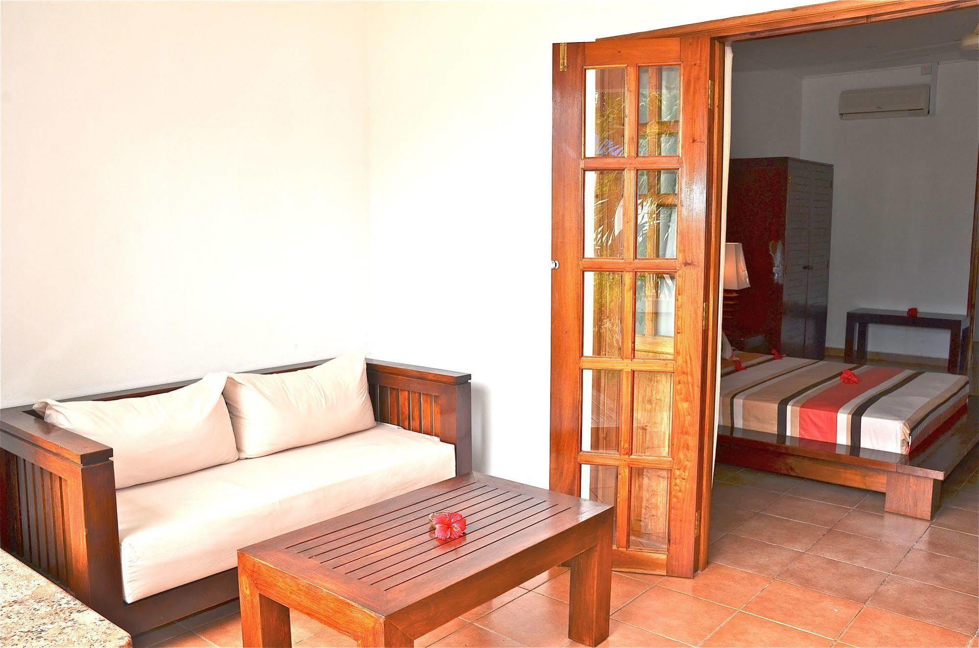 Britannia Hotel Grand Anse  Eksteriør bilde